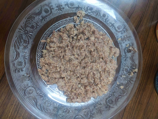 علب خالية من BPA عبوات قنينة قطعة التونة نسيج صلب في عملية الحفاظ على الزيت