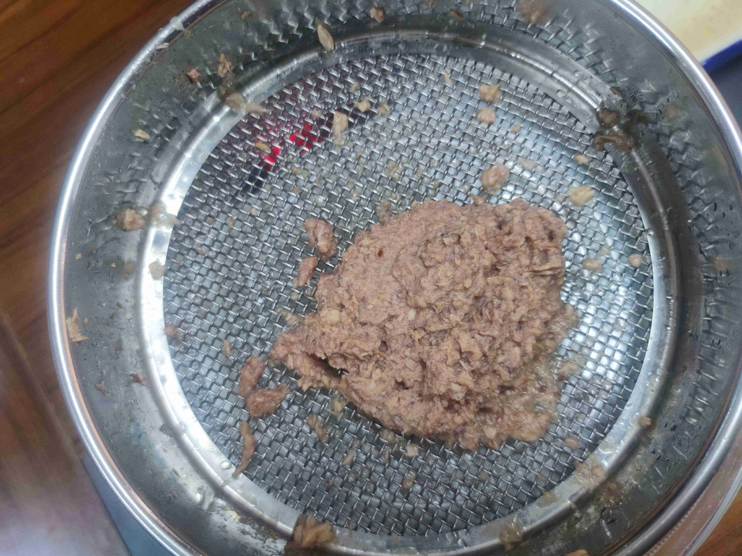 قطع سمك التونة المعلبة المريحة في علبة خالية من مادة BPA سعة 140 جرامًا، تجنب أشعة الشمس المباشرة، شروط التخزين